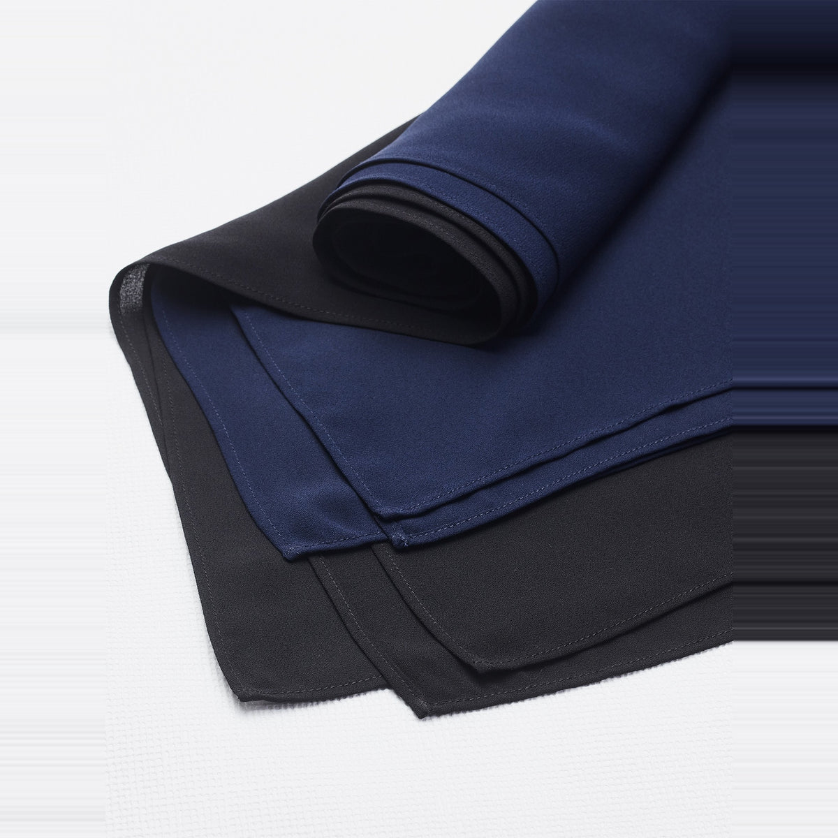 Inaura Hijab Womens CH248L in Navy, view 4