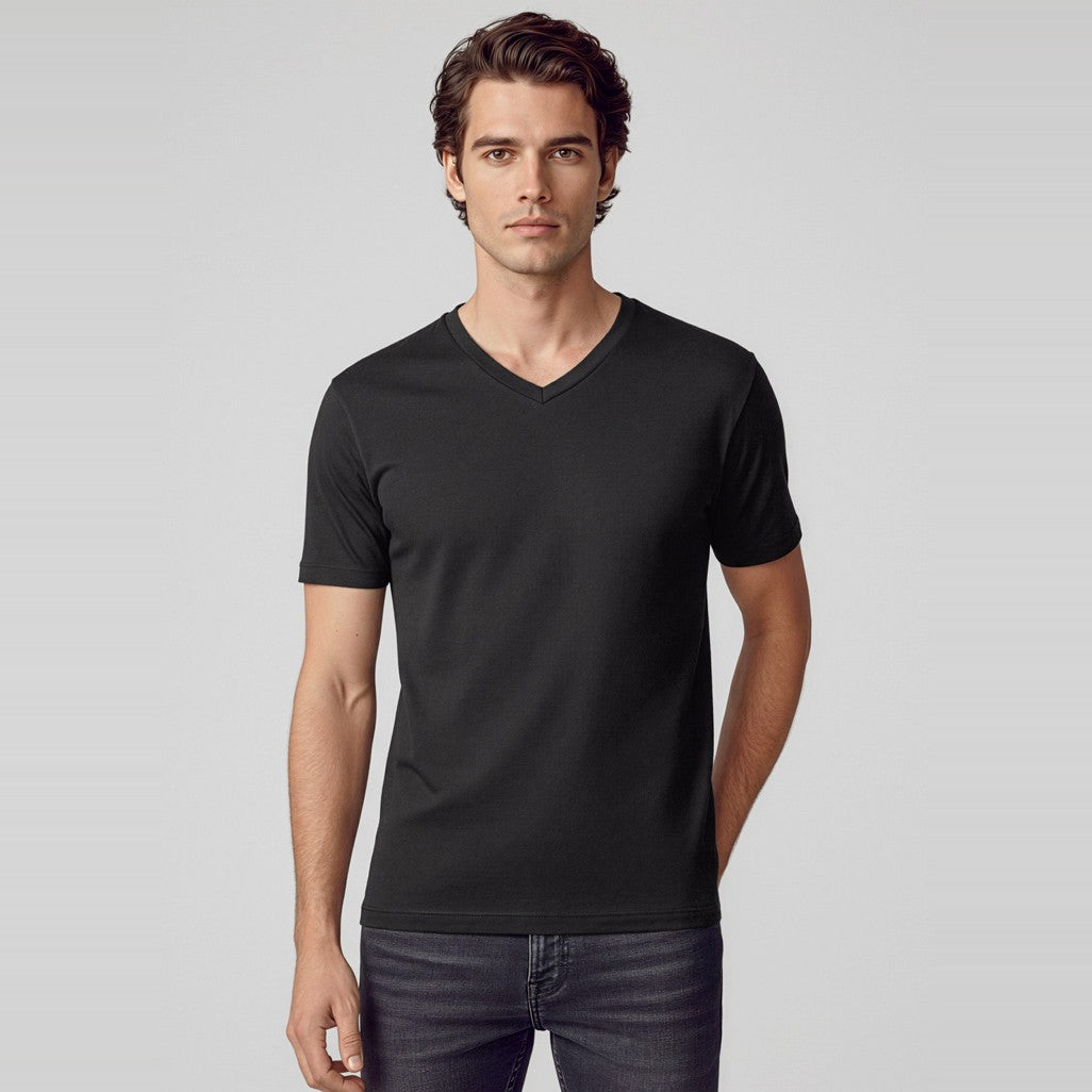 Biz Viva Mens Short Sleeve Tee T403M, worn by model