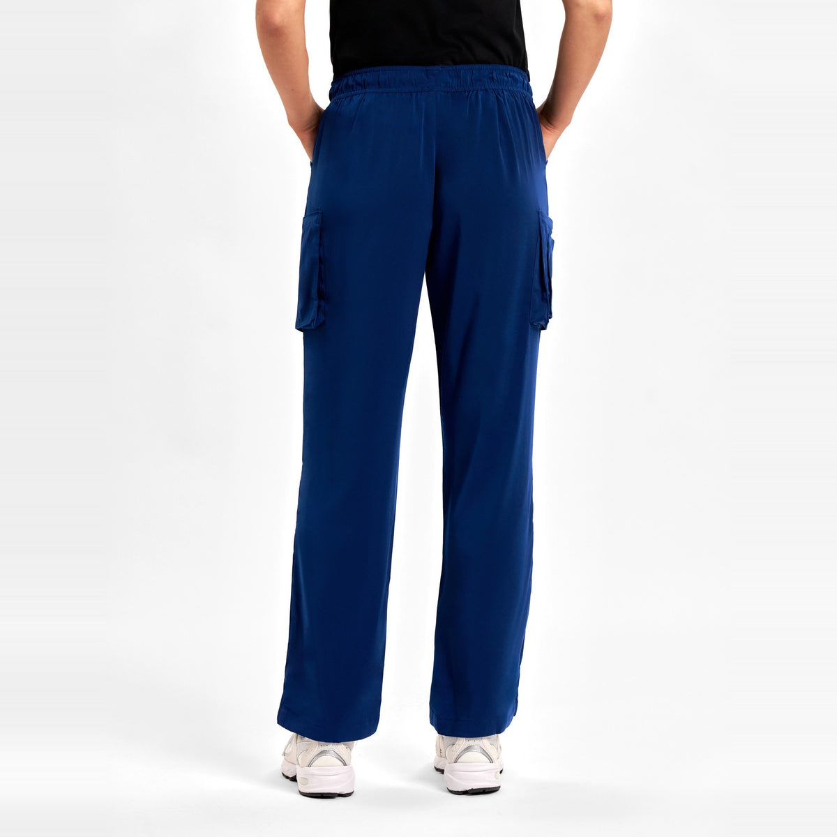 Inaura Avery Womens Straight Leg Scrub Pant CSP944LL in Navy, worn by model, view 4