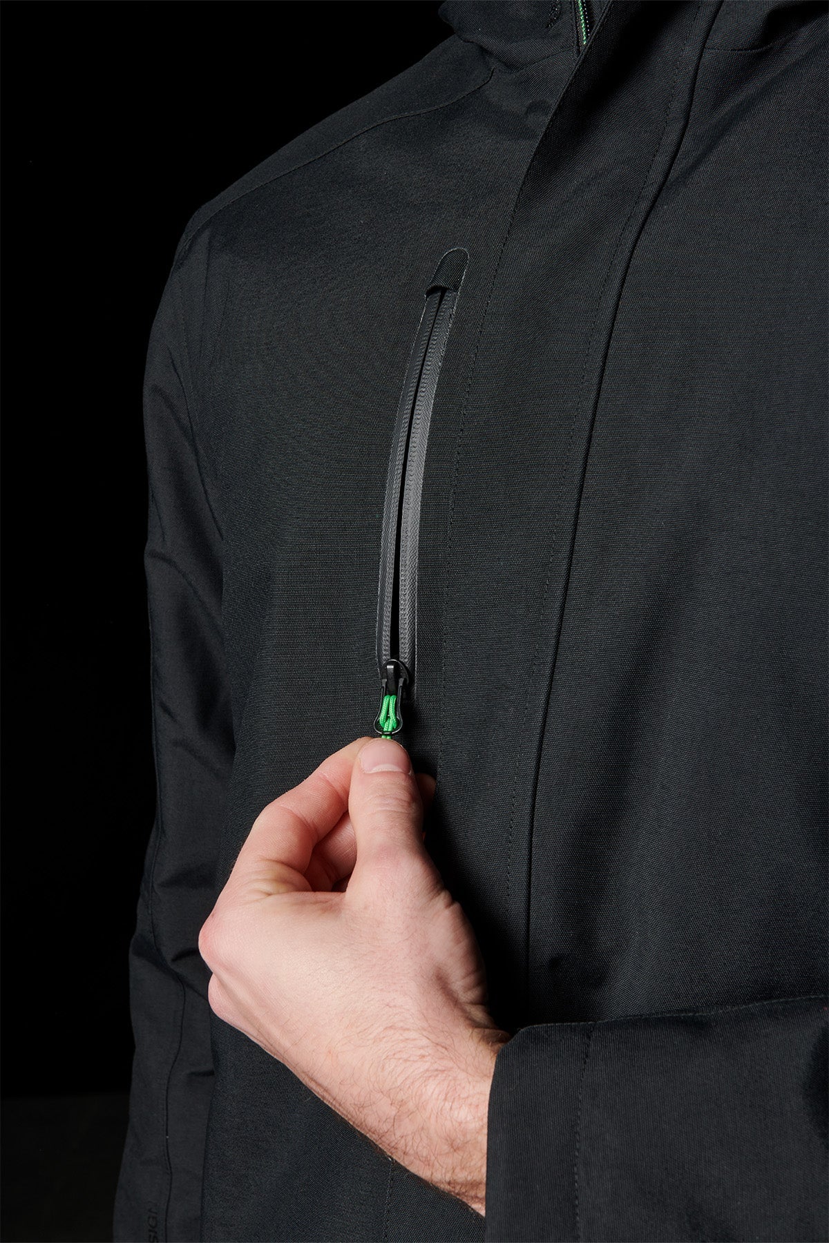 FXD WO-1 Insulated Waterproof Work Jacket in Black, view 4